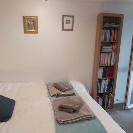 ניוטון אבוט Garden Apartment מראה חיצוני תמונה