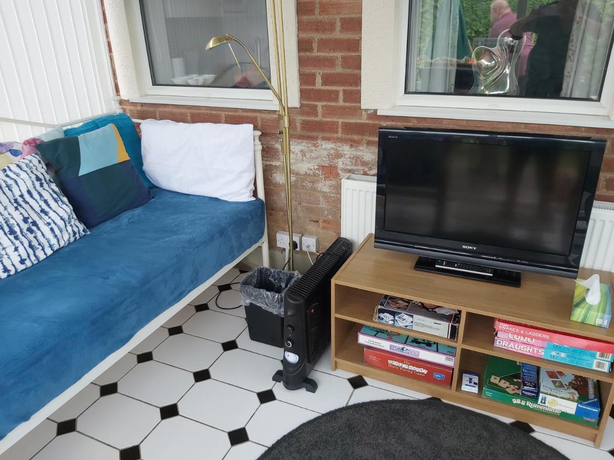 ניוטון אבוט Garden Apartment מראה חיצוני תמונה